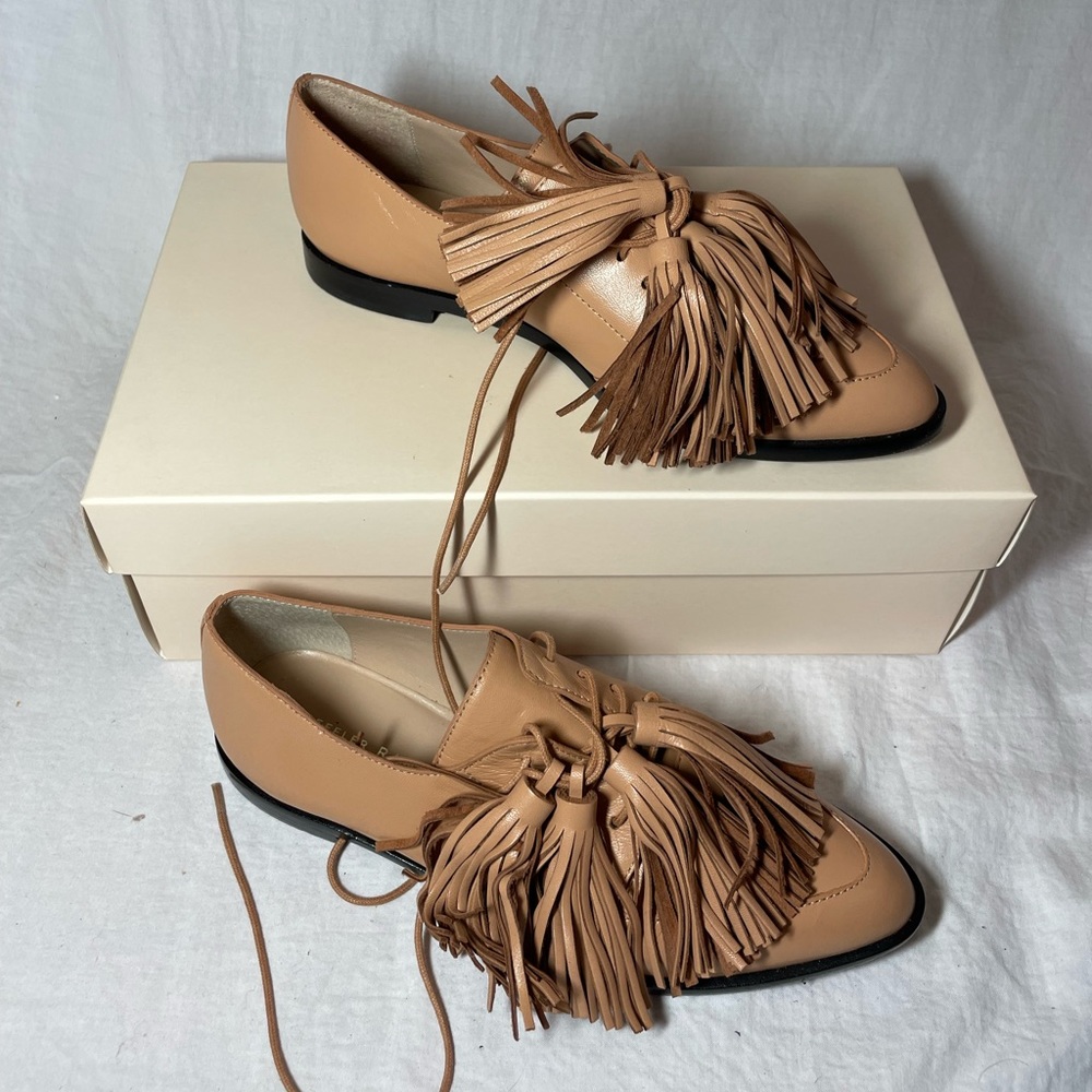 Size 5 Loeffler Randall Tan Laced Flats
